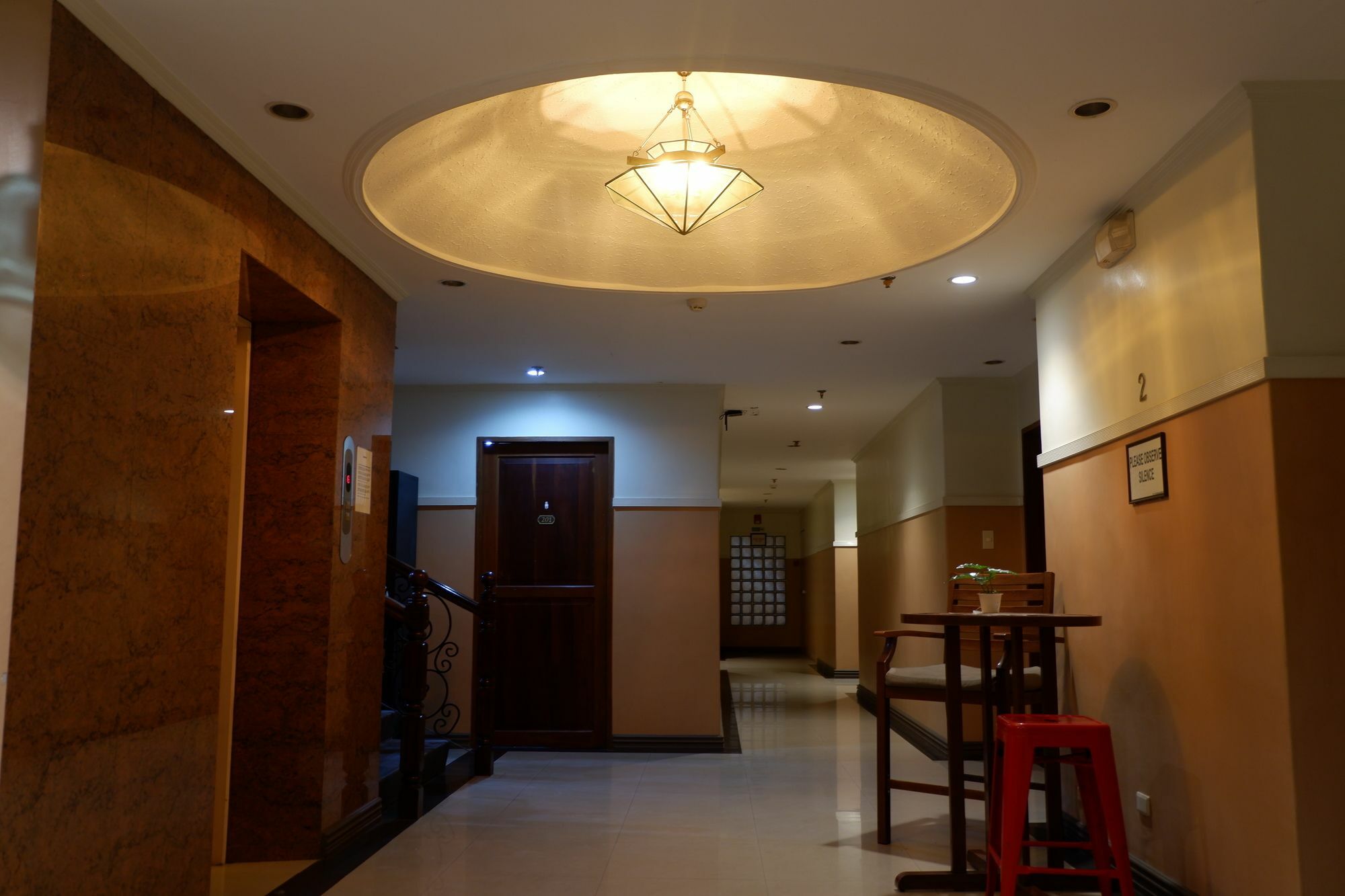 Cebu Budgetel - It Park City Center Exterior photo